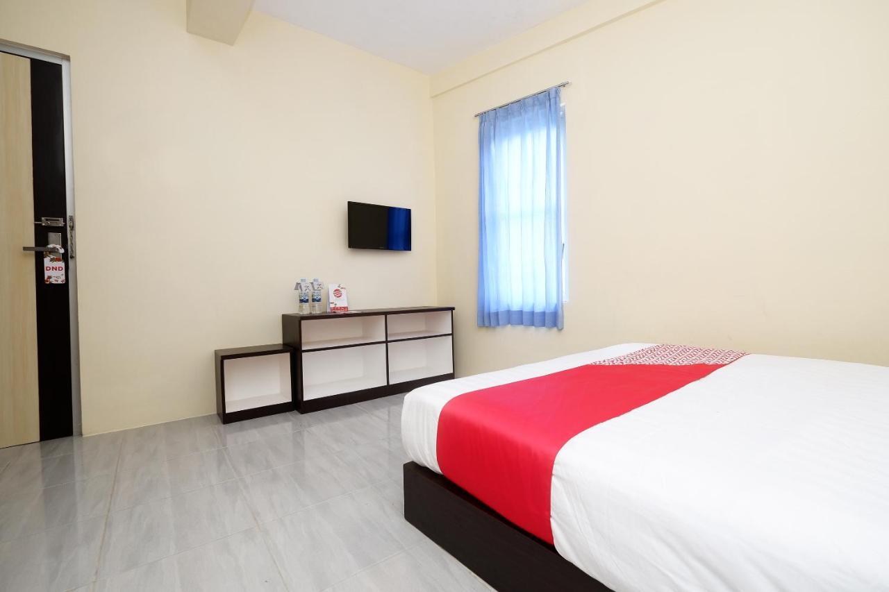 Oyo 1998 Harmonis Hotell Purwokerto Eksteriør bilde