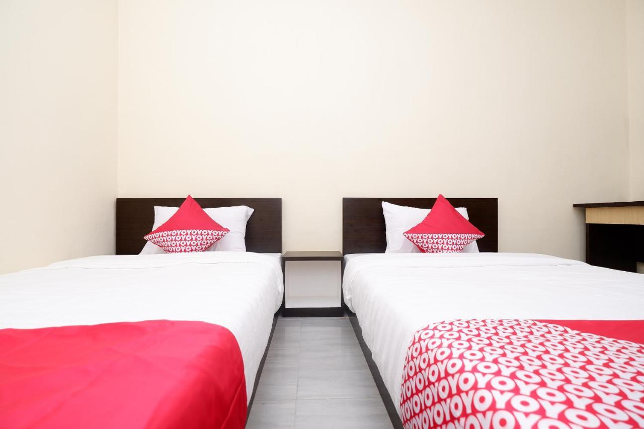 Oyo 1998 Harmonis Hotell Purwokerto Eksteriør bilde